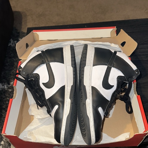 Nike Men's Black and White High-Top Sneakers. Nike Dunk High(Panda) - Picture 3 of 8